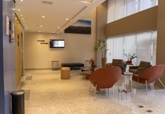 기타 2 Flats no Beach Class Residence por Yolo