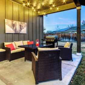 Primary image 1 Bends Artful Adventure 4 BDR, Hotel Bend River Promenade