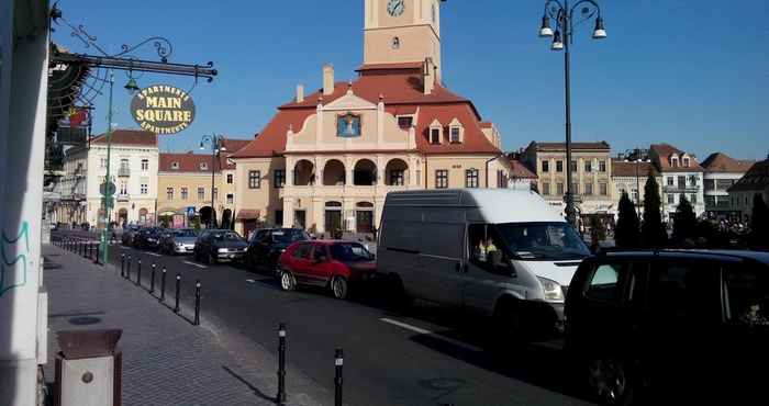 Khác Main Square Apartments & More