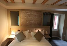 Lain-lain 4 Chez Maman