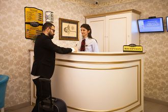 Khác 4 Empire Suite Hotel