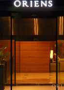 Pintu masuk dalaman Oriens Hotel & Residences