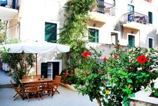 อื่นๆ Twin House