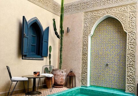 Others Riad Jonan
