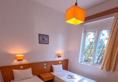 Others 7 Monachus Monachus Apartments