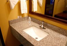 Others 7 Holiday Lodge Salem,OR