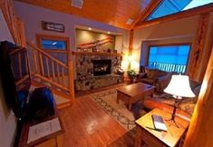 Others 5 Vacation Homes by Big White Accomm.