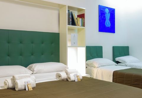 Others Suite In Center
