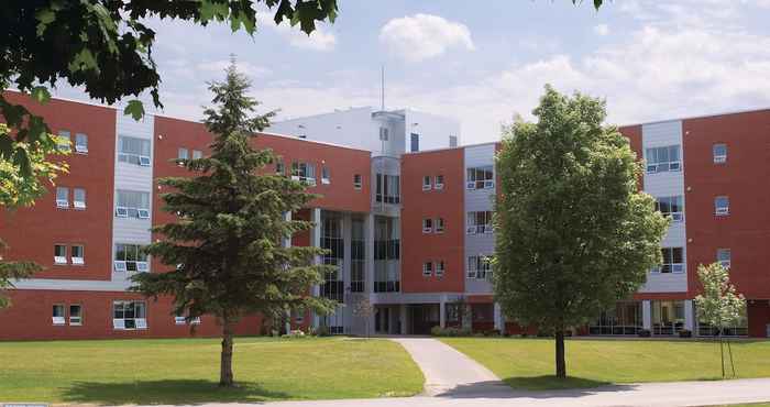 Khác Bishop's University