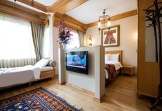 Khác 3 Sultan Corner