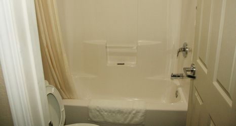 Others 2 Navajo Lodge