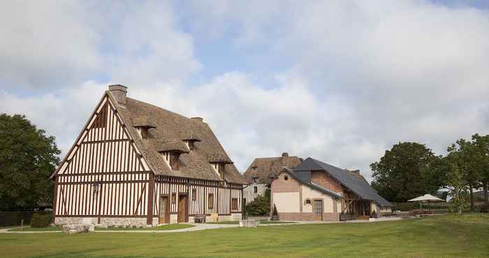 Khác Manoir de Surville