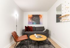 기타 4 Mint House at 70 Pine