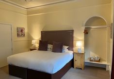 Others 4 Ardross Glencairn