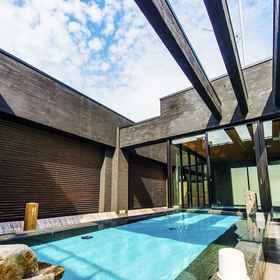 Primary image 1 カンデオホテルズ福岡天神, LAS PARK RESORT Parking Lot ホテル