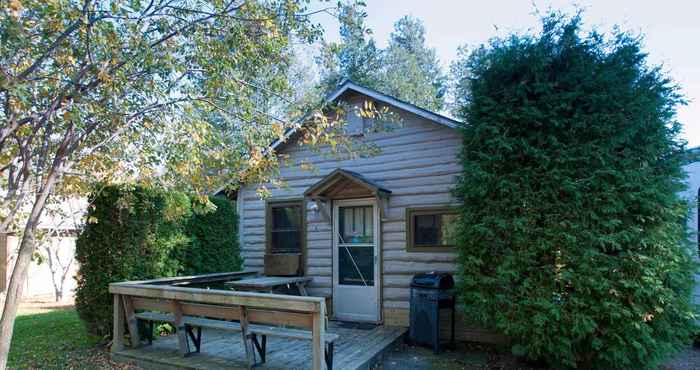 Others North Shore Cottages