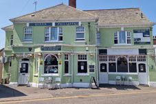 Lain-lain The Queen Phillippa