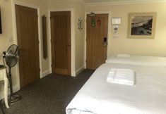 Others 7 The Queen Phillippa