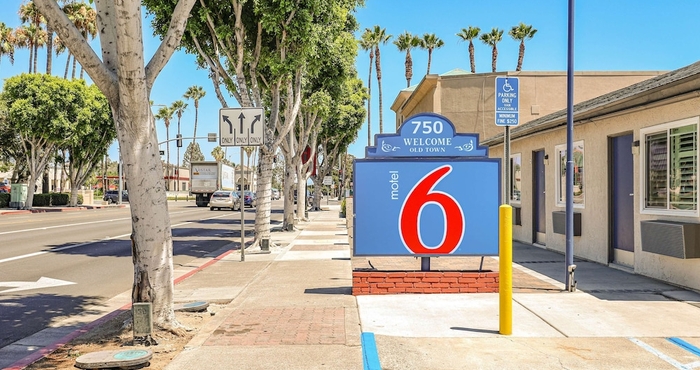 Lain-lain Motel 6 Tustin, CA – Orange County