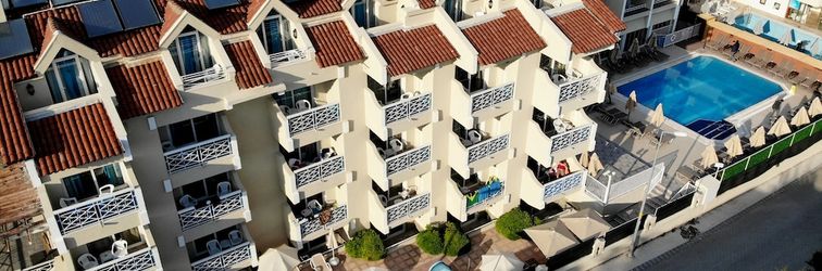 Others Blue Palace Hotel & Family