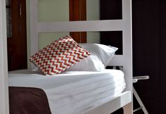 Others 3 Coimbra Portagem Hostel