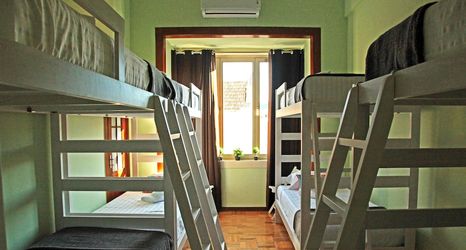 Others 2 Coimbra Portagem Hostel