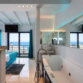 Primary image 1 เรทิมโน ฮิลส์ อพาร์ตเมนต์, โรงแรม & ที่พัก Kara Mousha Pasha Mosque