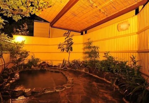 Others Tsuki no Koigokoro