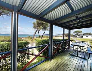 Lain-lain 2 Acclaim Rose Gardens Beachside Holiday Park