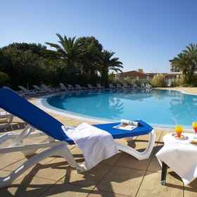 Primary image 1 SOWELL RÉSIDENCES Les Perles du Golfe de Saint-Tropez, Khách sạn Brigitte B.