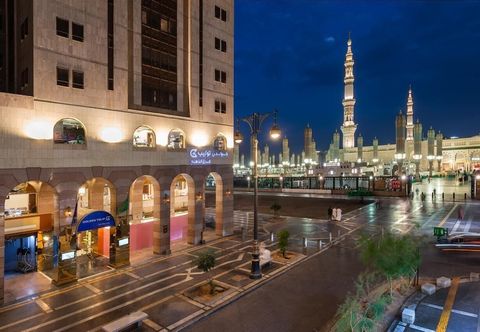 อื่นๆ Golden Tulip Al Zahabi