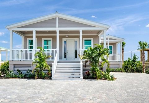 Lainnya Aquaria House by Brightwild Pool Boat Dock