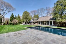 Others Spacious 5-br 4-bath Pool in East Hamptons