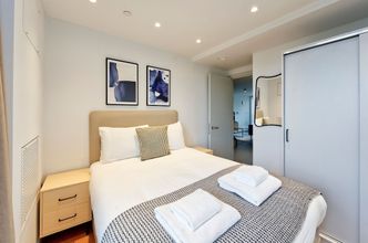 อื่นๆ 4 Spacious Two-bedroom Home in East London