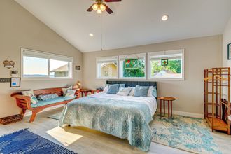 Others 4 Bremerton Studio w/ Bay View: Beach Access!