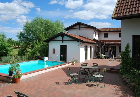 Lain-lain Comfortable Apartment in Quaint Holiday Village