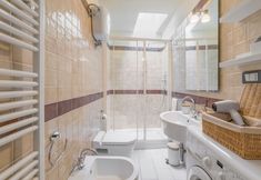 อื่นๆ 5 Fly To Home Siena Centre