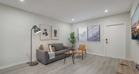 Others 2 Amazing Experience in Calle Ocho