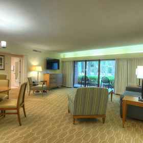 Room 1 Charming 1 Bed Condo for 4 in FL, Khách sạn Pinellas County