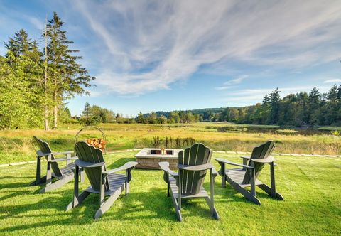 其他 Washington Gem on 8.5 Acres: Clamming Nearby!