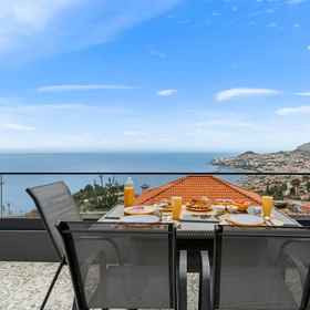 Room 1 Casa Afonso in Funchal, Funchal Hotels
