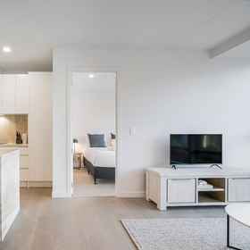 Primary image 1 モダン ブライト セントラル アパートメント by ゾディアック ステイズ, キャンベルズ ベイアパート