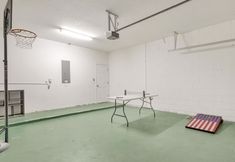 อื่นๆ 7 Large Spacious Home w Private Pool Hot Tub