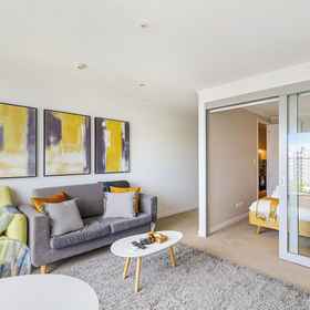 Primary image 1 Auckland CBD 1BR Urban Getaway I Zodiak Stays, Campbells Bay Apartments