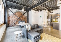 Others 7 Modern Studio + Prime Location by Zodiak Stays