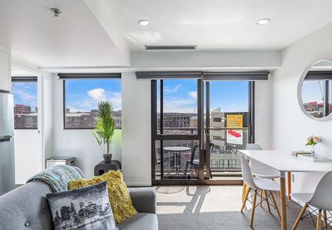 Lain-lain Contemporary 1Br City Escape With Pool & Gym