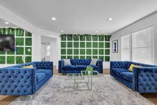 Others Atlanta Ivy Manor Message Now for Summer Special