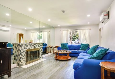 Others 4 Mi to Nyc, Shared Yard: Englewood Apartment!