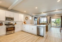 其他 6 Beautiful Water Views: Coastal Oregon Townhome!