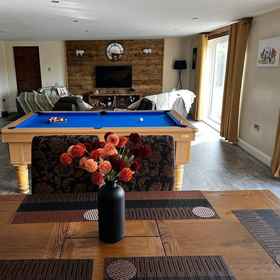Primary image1Luxury Country Lodge in Bretherton - Sleeps 4,Owl and Bird Of Prey Sanctuary飯店